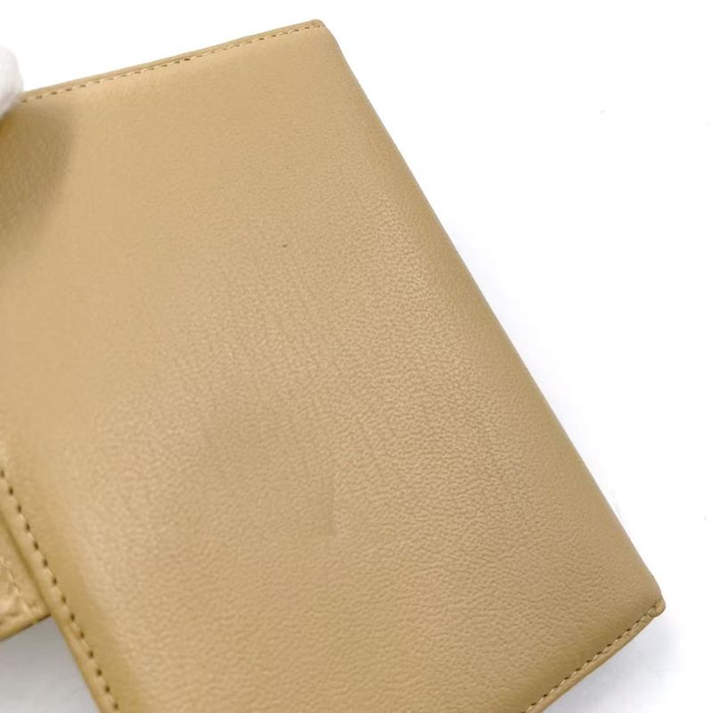 Chanel Leather Serial No 7 Leather Beige Notebook Cabas - Gold