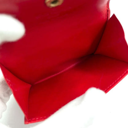 Louis Vuitton Ludlow Monogram Vernis Monogram Vernis Pomme D'amour Leather Red