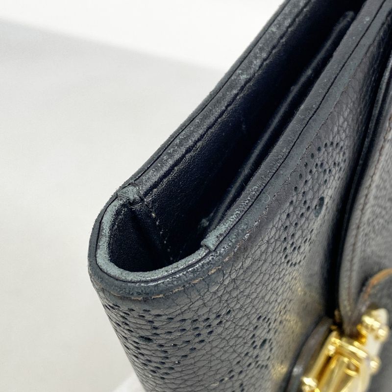 Louis Vuitton Mahina Portefeuille Amelia M95549 Noir Black Women