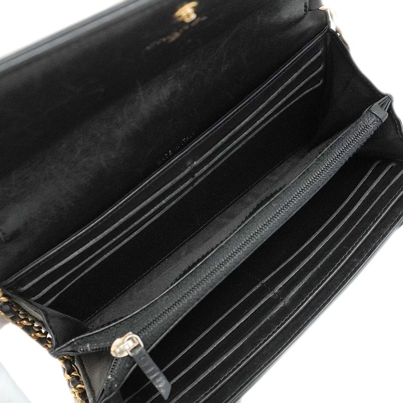 Chanel Shoulder Wallet Boy Chanel/v Stitching Leather Black Gold Hardware Women