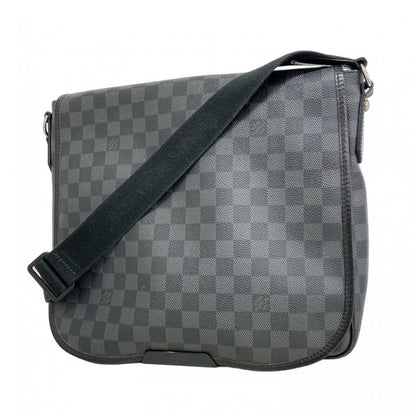 Louis Vuitton Shoulder Bag Damier Graphite Daniel MM N58029 Black Men's