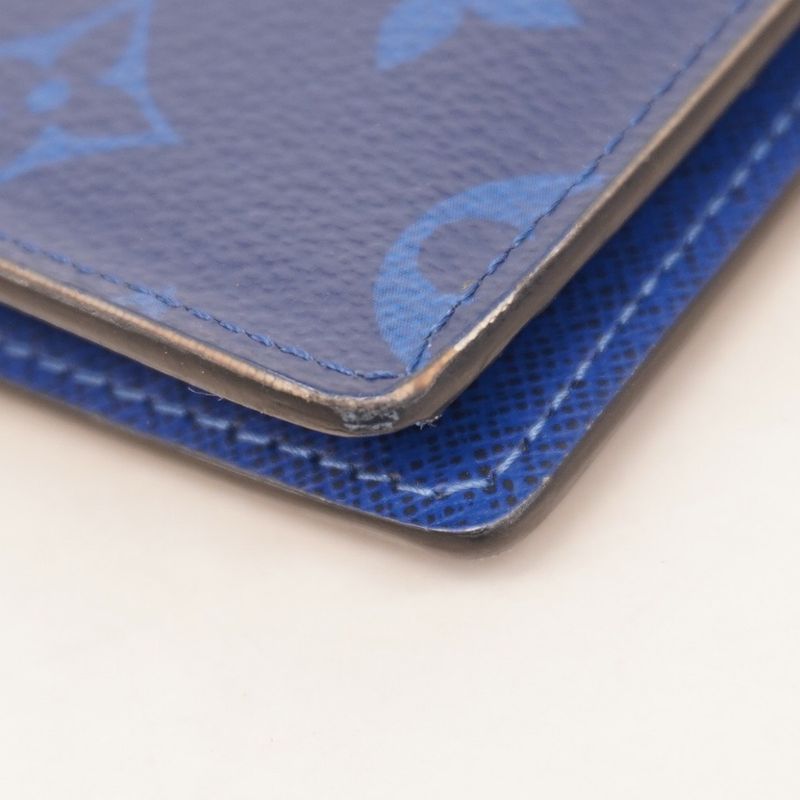 Louis Vuitton Taiga Llama Portefeuille Blazer M30297 Cobalt Men's Long Wallet