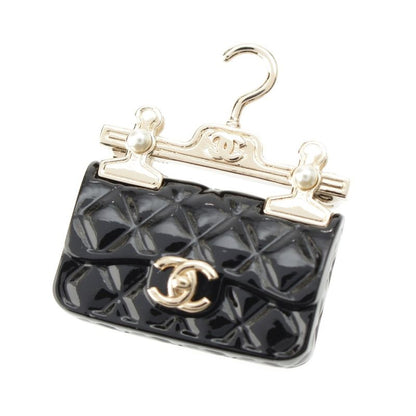 Chanel B23C Metal Resin Costume Pearl Matelasse Bag Hanger Coco Mark J Brooch
