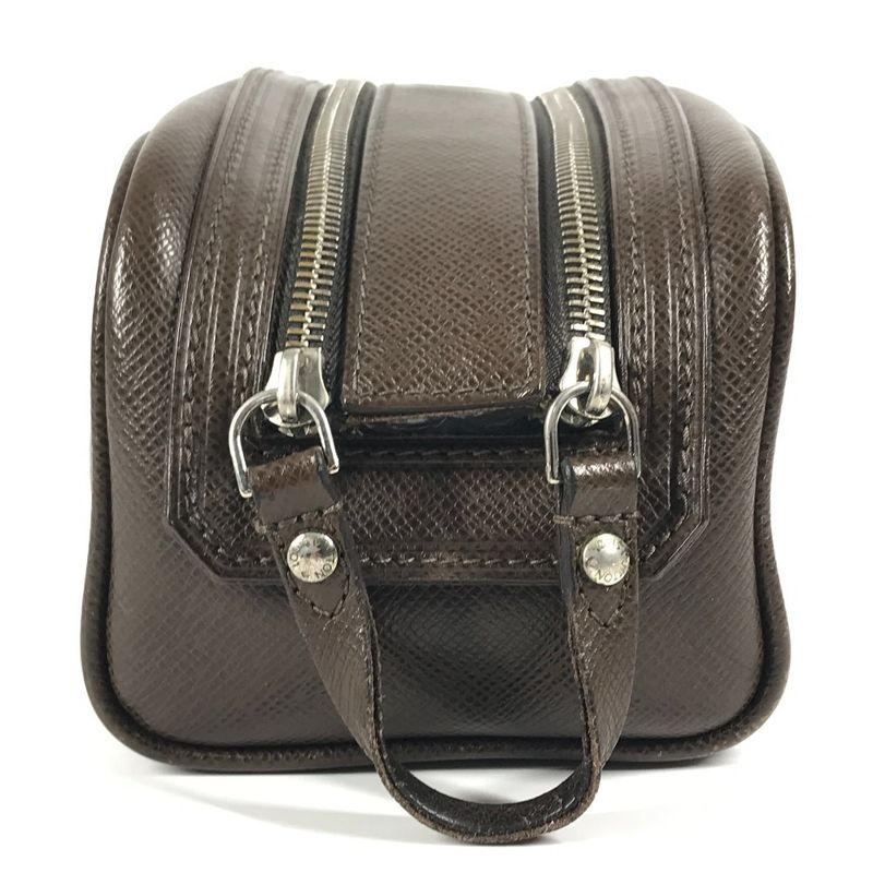 Louis Vuitton Second Bag Trousse Ivan M32498 Taiga Leather Grizzly Brown