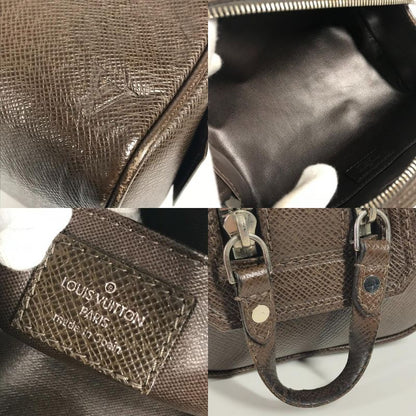 Louis Vuitton Second Bag Trousse Ivan M32498 Taiga Leather Grizzly Brown