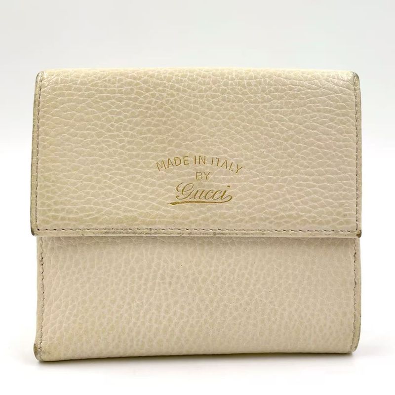 Gucci Swing Bifold Wallet Leather White Wallet Gold 368233