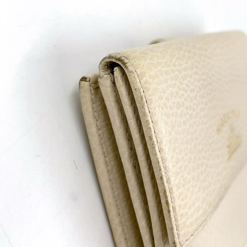 Gucci Swing Bifold Wallet Leather White Wallet Gold 368233