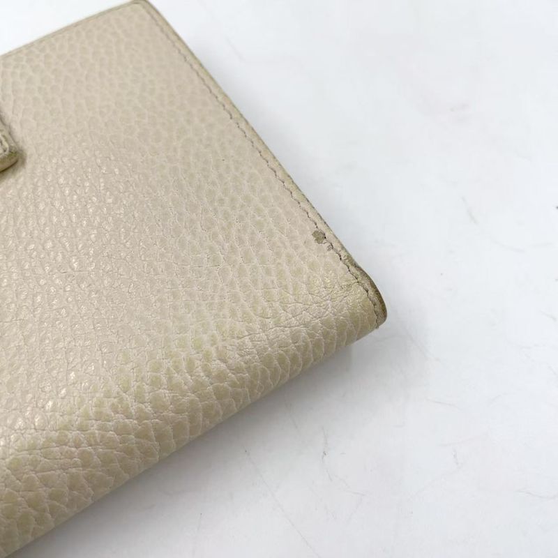 Gucci Swing Bifold Wallet Leather White Wallet Gold 368233