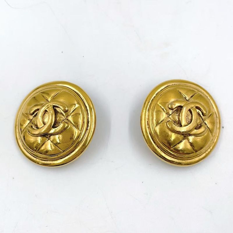 Chanel Coco Mark Matelasse GP Gold Earrings Gold