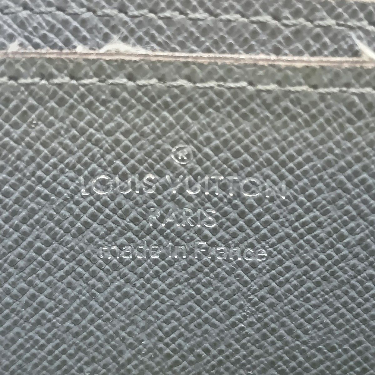 Louis Vuitton Taiga Zippy Coin Purse Glacier Coin Case Coin Purse Wallet