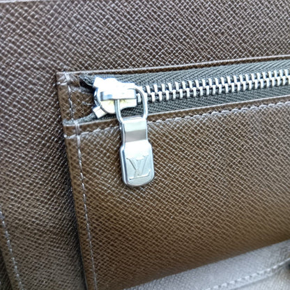 Louis Vuitton Taiga Organizer Atoll Travel Case Long Wallet M30658 Brown