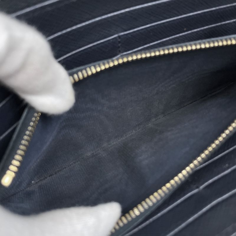 Prada Logo Plate L-shape Zipper Long Wallet Billfold Coin Purse Long Wallet