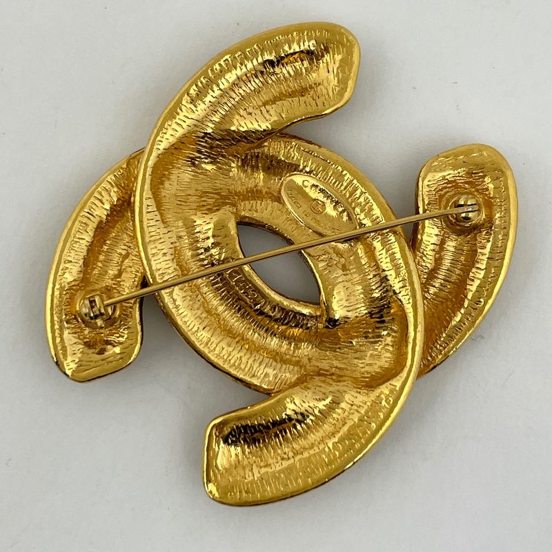 Chanel Coco Mark Brooch Matelasse Brooch GP Gold Ladies
