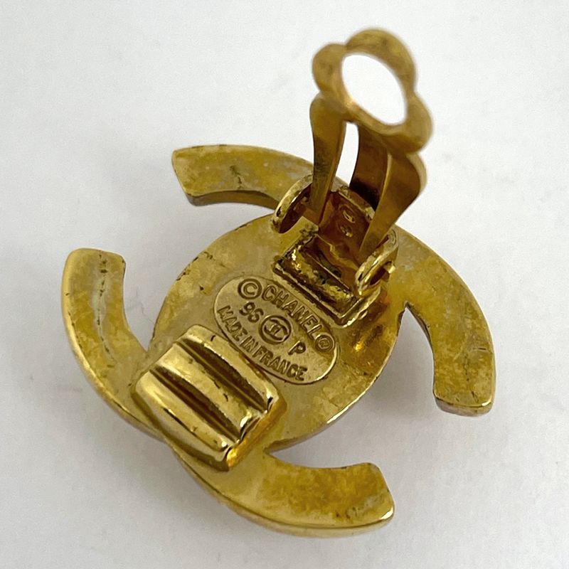 Chanel Coco Mark Earrings Turnlock Earrings GP Gold Ladies
