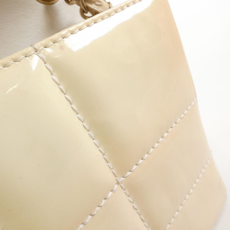 Chanel 17856 Shoulder Bag