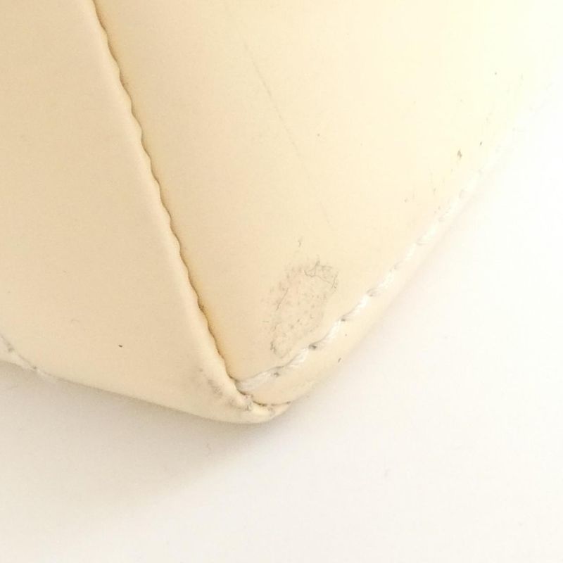 Chanel 17856 Shoulder Bag