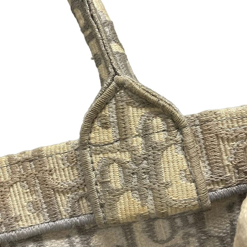 Dior/christian Dior Tote Bag Book Tote Medium Bag/old Small Ivory And Gray