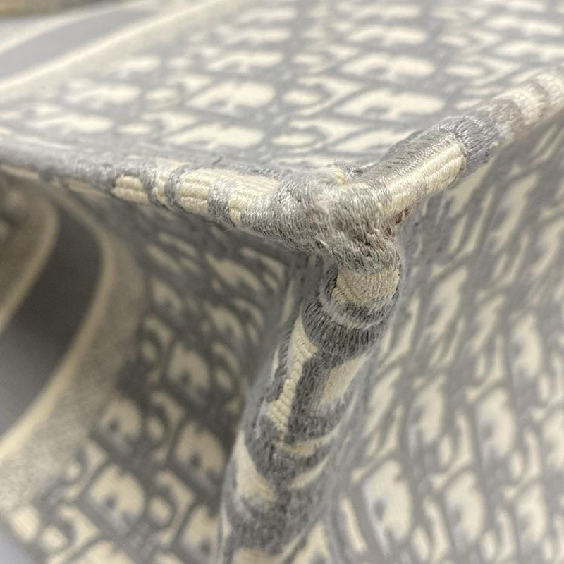 Dior/christian Dior Tote Bag Book Tote Large Bag M1286zriw_m932 Gray X Ivory