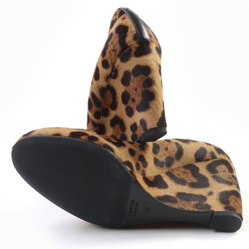 Gucci 326565 Interlocking G Leopard Pattern Halaco Leather Wedge Sole Pumps