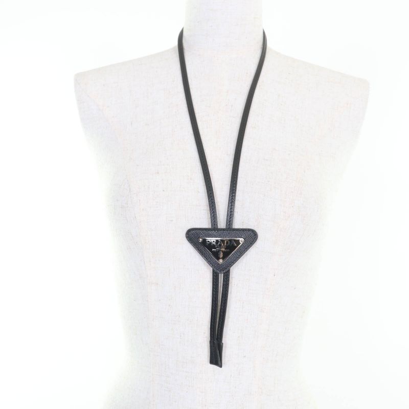 Prada 2ic027 Triangle Logo Triangle Plate Loop Tie Bolo Tie Leather Necklace