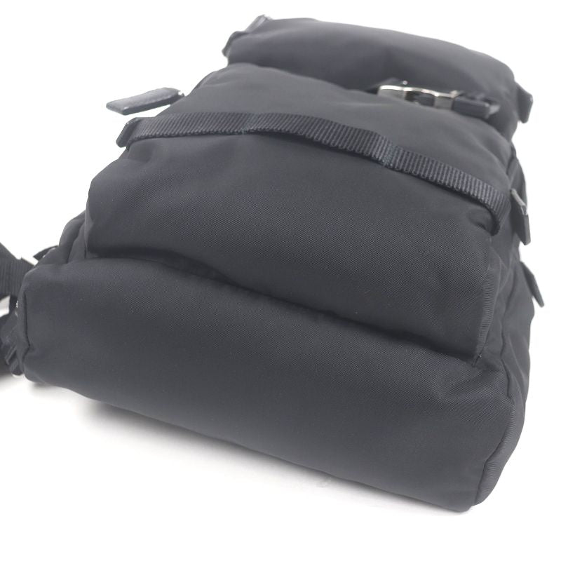 Prada 2vz013 Triangle Logo Triangle Plaque One Shoulder Sling Bag Body Bag