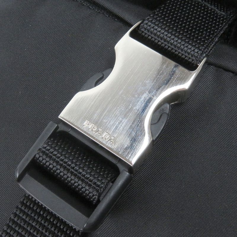 Prada 2vz013 Triangle Logo Triangle Plaque One Shoulder Sling Bag Body Bag