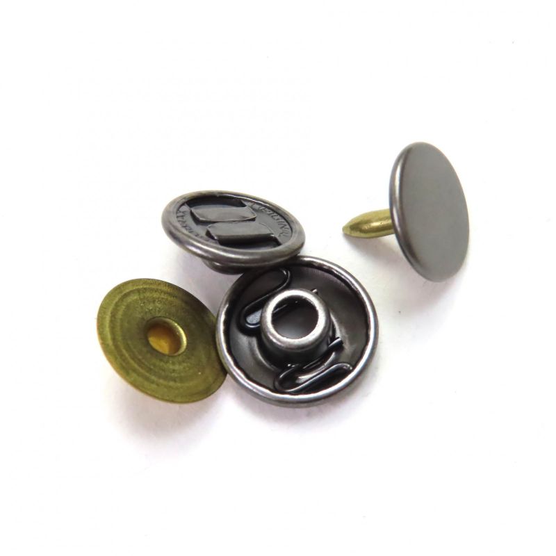 Pyrenex Bordeaux FUR Jacket Bordeaux Fur Logo Patch Hooded Down Jacket Black 36