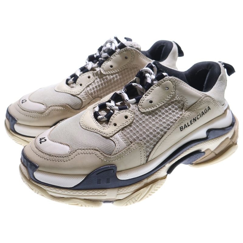 Balenciaga Triple S Triple S Dads Low Cut Sneakers Beige 536737