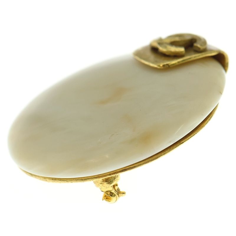 Chanel Vintage Stone Brooch Pin Badge Cream Ivory And Gold GP