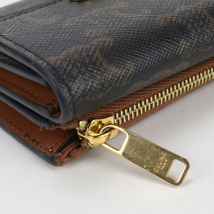 Celine 10i652ds3.04lu Trifold Wallet Triomphe Canvas Scuff Deuce