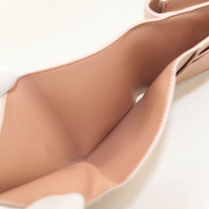 Fendi Compact Wallet 8m0480 Trifold Wallet Leather Women