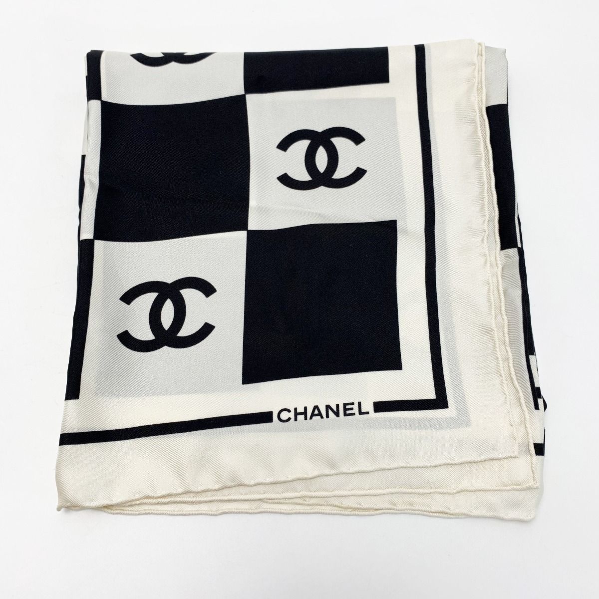 Chanel Block Check Coco Mark White X Black Scarf Ladies
