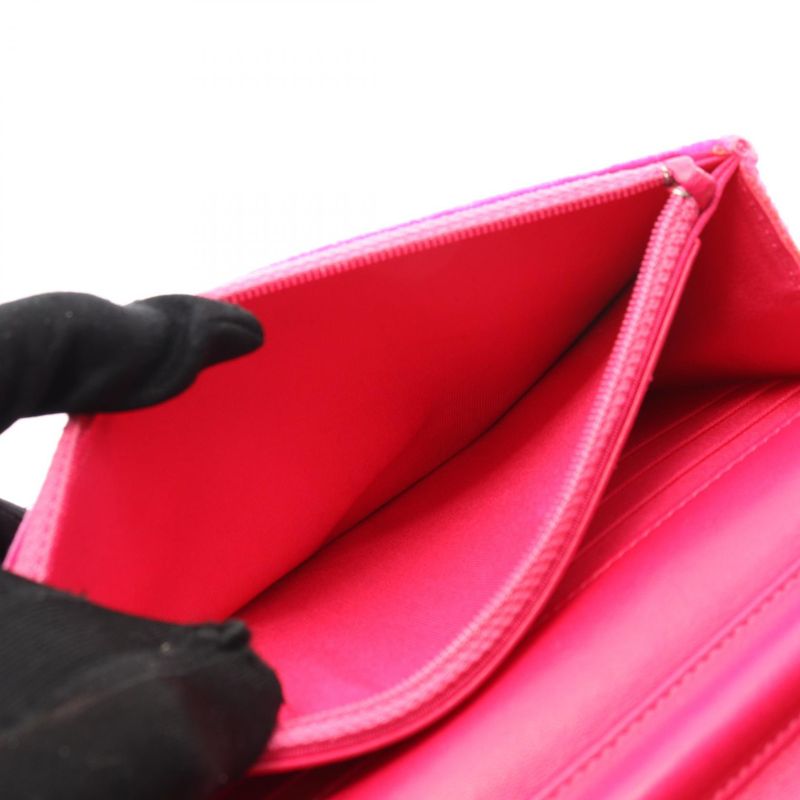Chanel Shoulder Bag Matelasse Fuchsia Pink Fabric Matelasse Chain Wallet Ladies