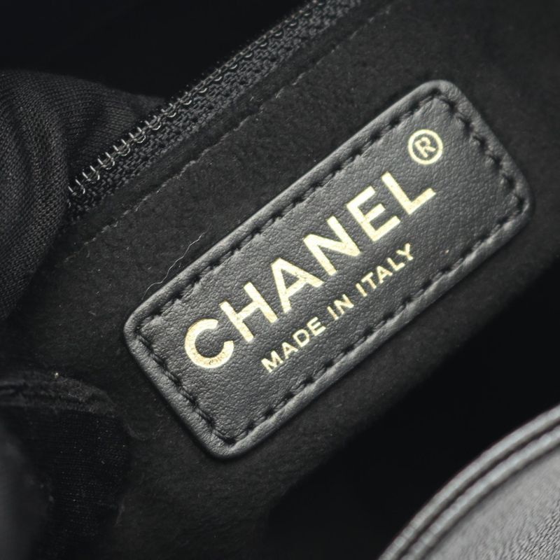 Chanel Shoulder Bag Deauville Black Caviar Skin (grained Calf) Deauville Logo