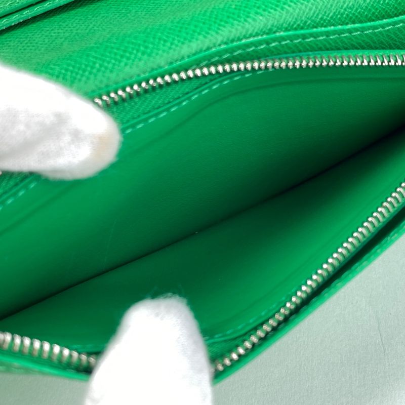 Louis Vuitton Portefeuille Brazza NM Monogram Comic Long Wallet Monogram White