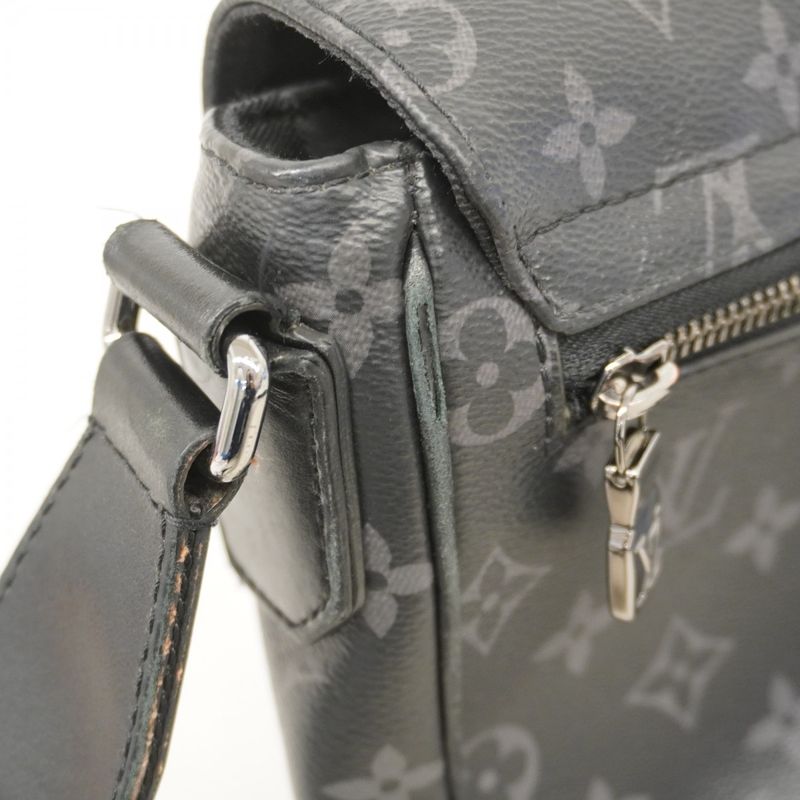 Louis Vuitton Shoulder Bag Monogram Eclipse District PM NV3 M46255 Black Gray