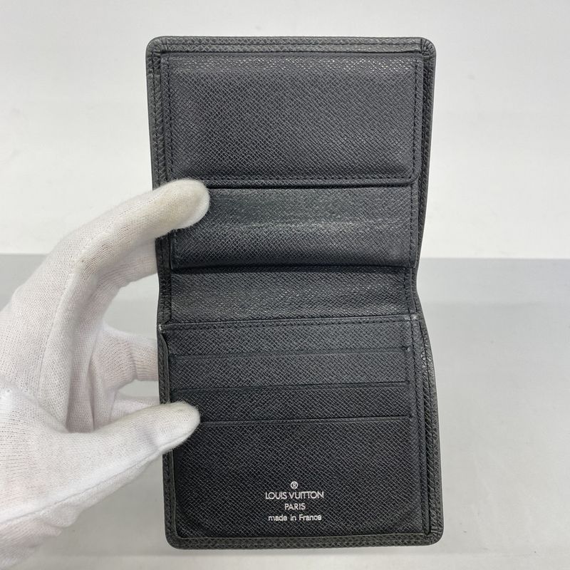 Louis Vuitton Wallet Taiga Portobier 3 Cartes Cles Di M30452 Ardoise Men's