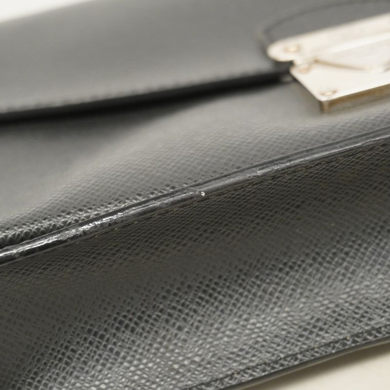 Louis Vuitton Taiga Bellaire M32592 Ardoise Men's Clutch Bag