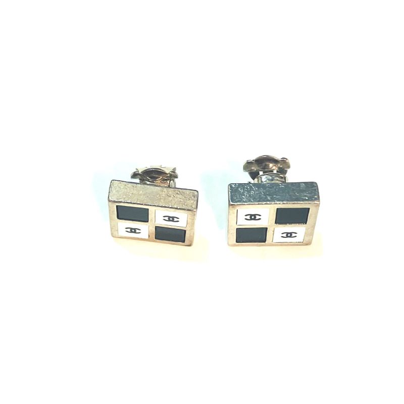 Chanel Square COCO Mark Earrings : Y3226