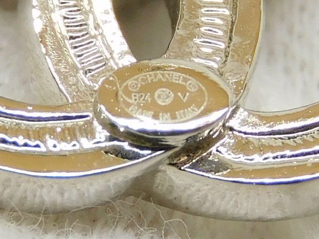 Chanel B24V Earrings - Coco Mark Ribbon Stone Ladies Chanel □7K