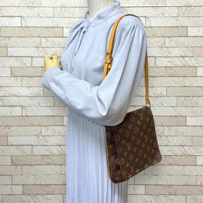 Louis Vuitton Musette Salsa Short Monogram Shoulder Bag Monogram Canvas M51258