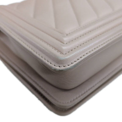 Chanel Boy Chanel V-stitched Chain Shoulder Bag / Pink / Next-day Delivery