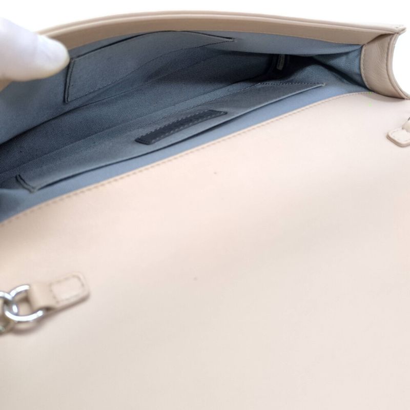 Chanel Boy Chanel V-stitched Chain Shoulder Bag / Pink / Next-day Delivery