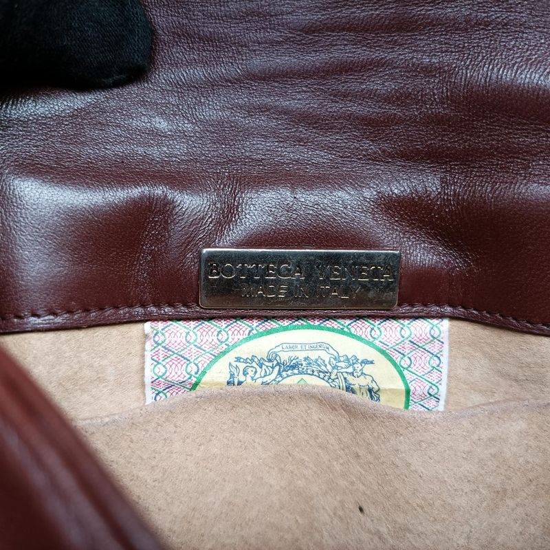 Bottega Veneta Intrecciato Wine Red Lambskin 911004 9g00002519g017 101 00101883a