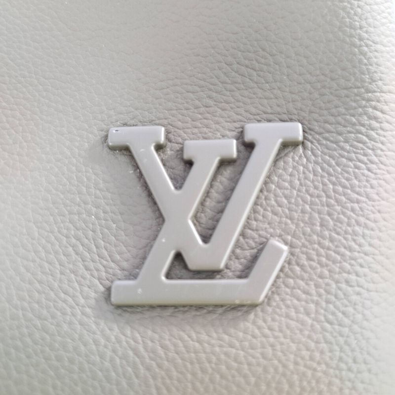 Louis Vuitton LV Aerogram Takeoff Pouch Clutch Bag / M81735 / Olive / Next Day