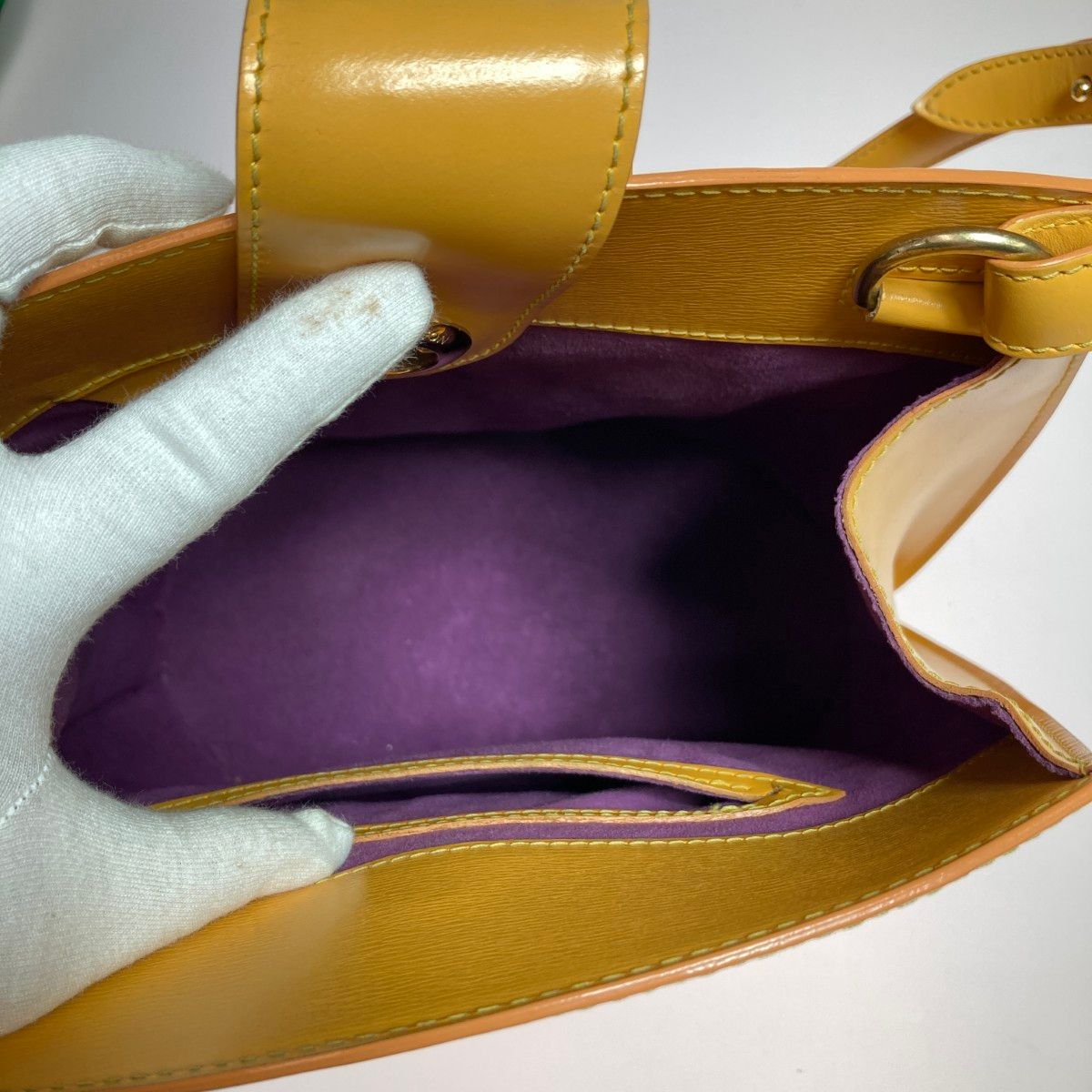 Louis Vuitton Epi Clunew Shoulder Bag M52259 Yellow