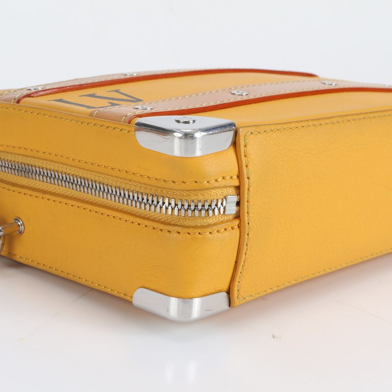 Louis Vuitton With RFID Handle Soft Trunk 7 M59669 Leather 2WAY Shoulder Bag