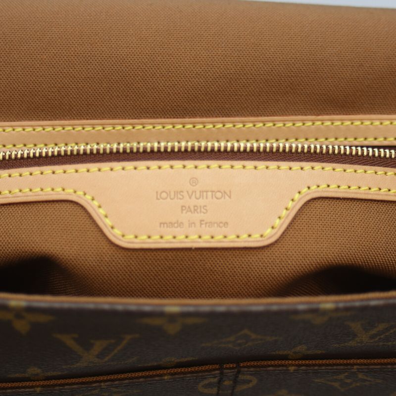 Louis Vuitton 01 M45257 Monogram Abbess Shoulder Bag