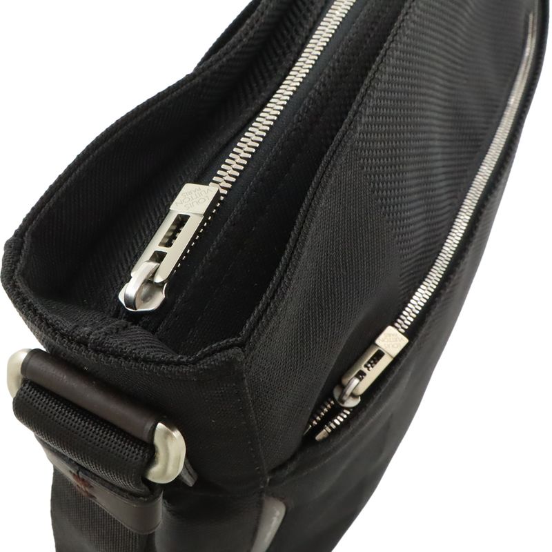 Louis Vuitton Damier Geant Compagnon Shoulder Bag Crossbody Noir Black M93047