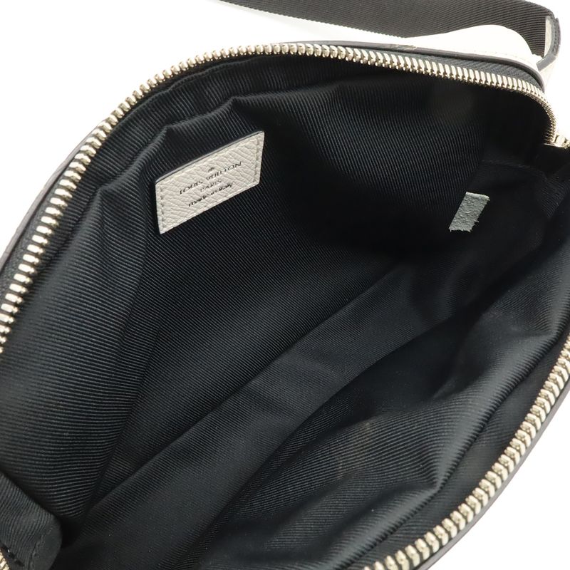 Louis Vuitton Taiga Lama Bum Bag Outdoor Waist Bag Body Bag Shoulder Untactica